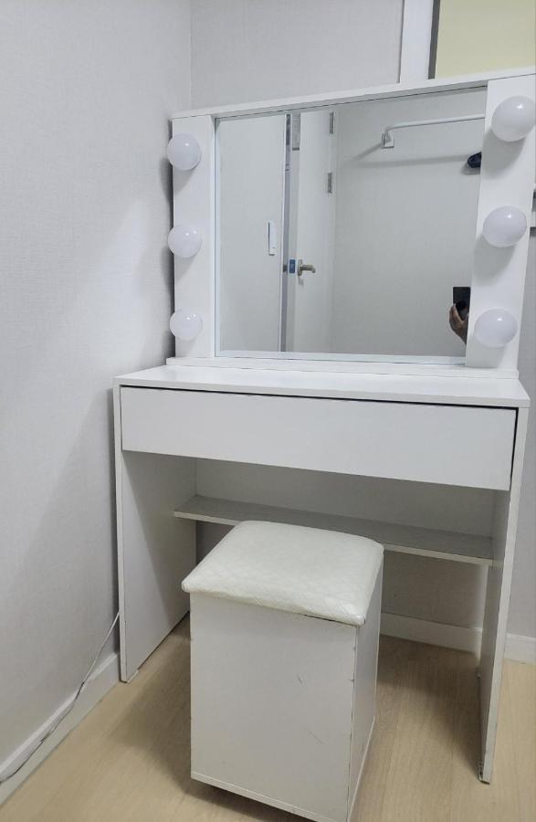 Newly Renovated 2 Bedroom Apartment #7 Seul Dış mekan fotoğraf