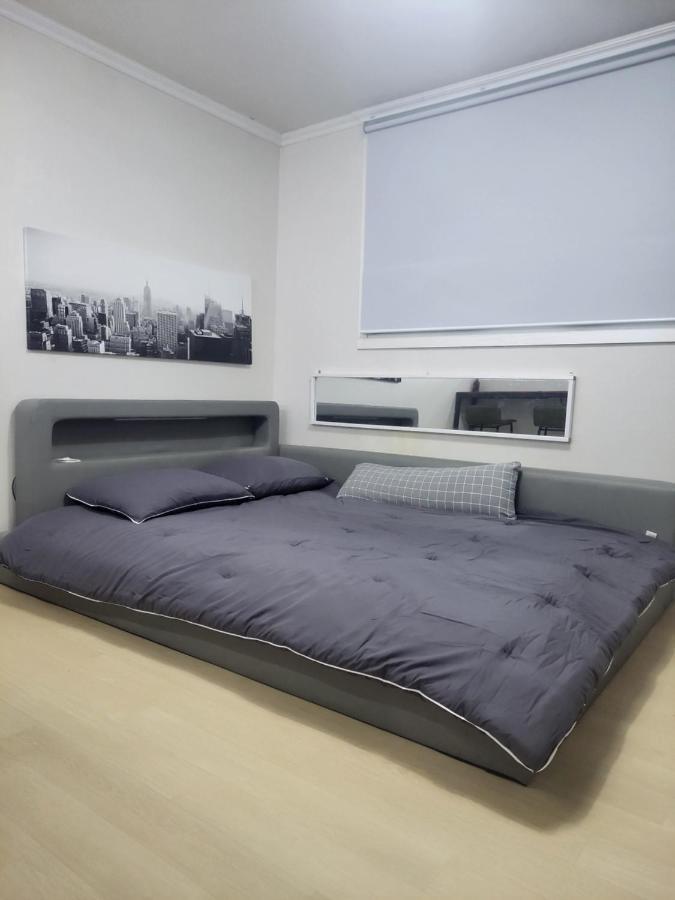 Newly Renovated 2 Bedroom Apartment #7 Seul Dış mekan fotoğraf