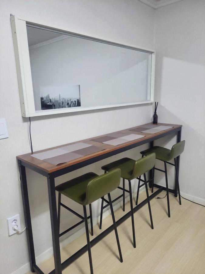 Newly Renovated 2 Bedroom Apartment #7 Seul Dış mekan fotoğraf