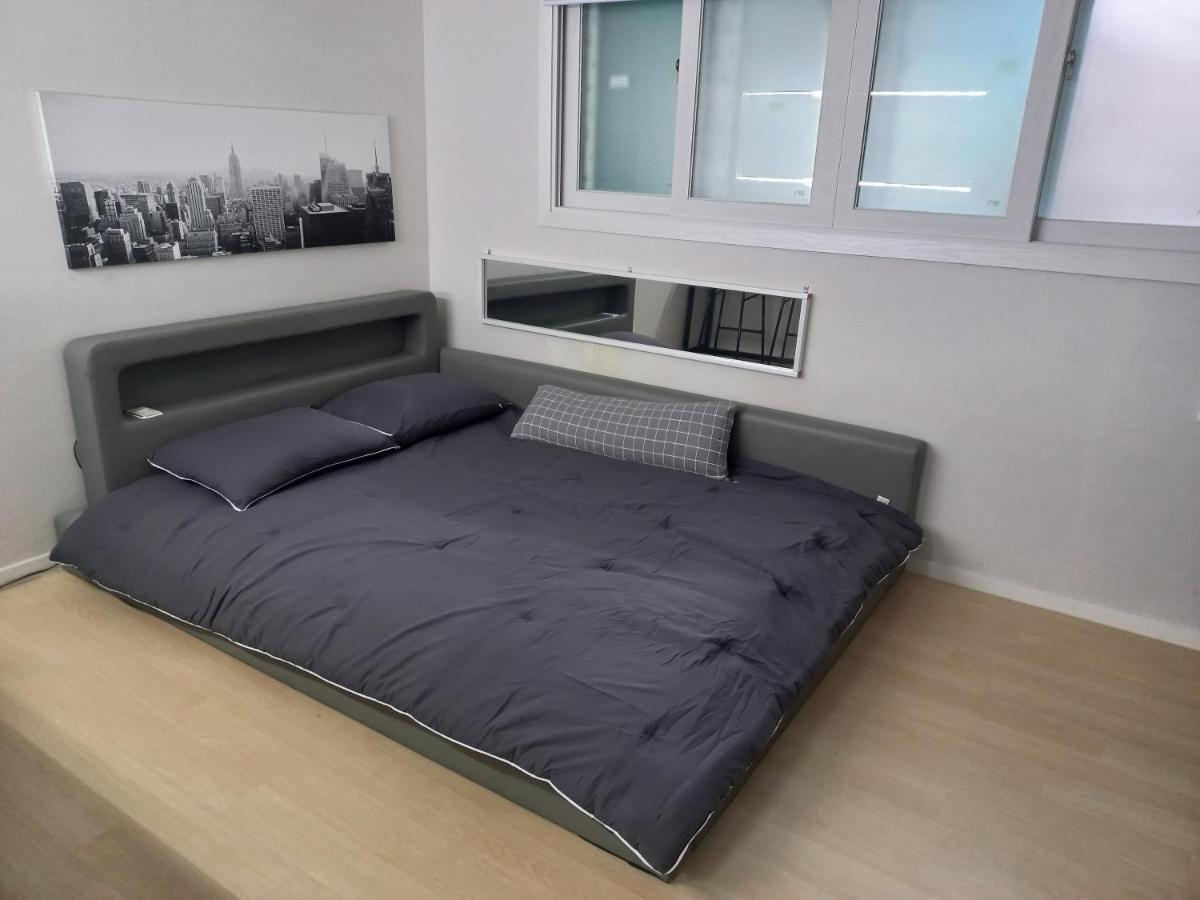 Newly Renovated 2 Bedroom Apartment #7 Seul Dış mekan fotoğraf